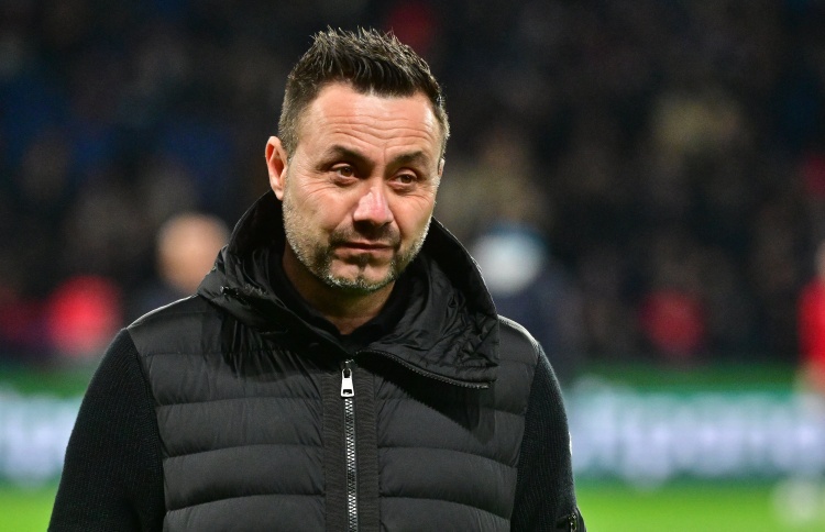 邮报：德泽尔比曾在对阵热刺时发生冲突，险些影响其执教热刺